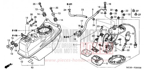 POMPE A CARBURANT ST13002 de 2002